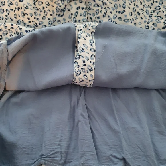 Henry Oscar blue animal print button down dress - Picture 5 of 6